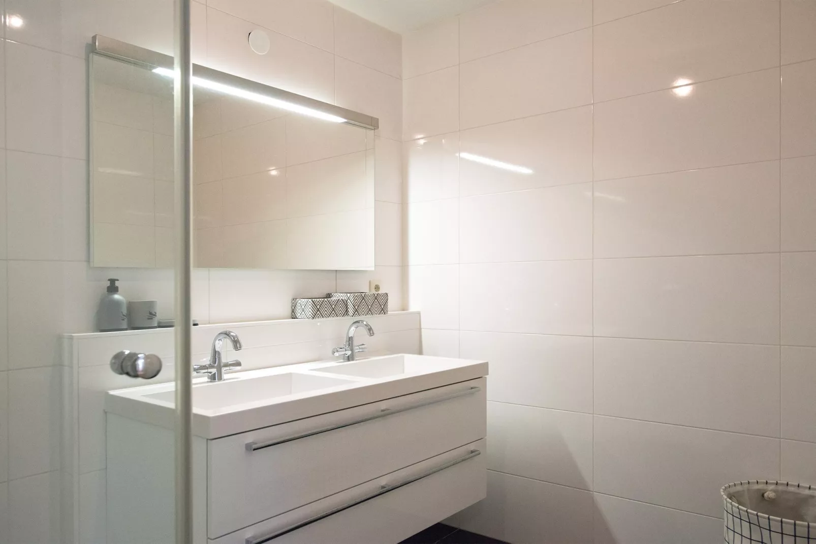 Scheveningen Harbour 28B-Badezimmer