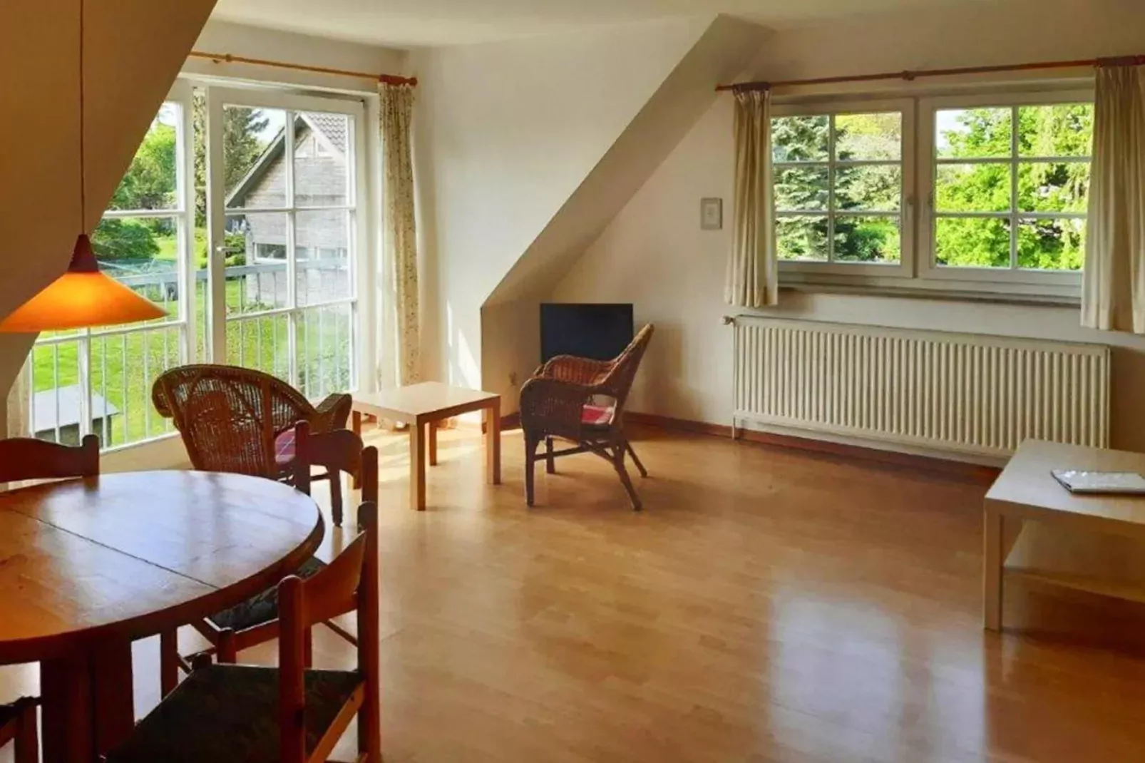Wohnung oben rechts-Wohnzimmer