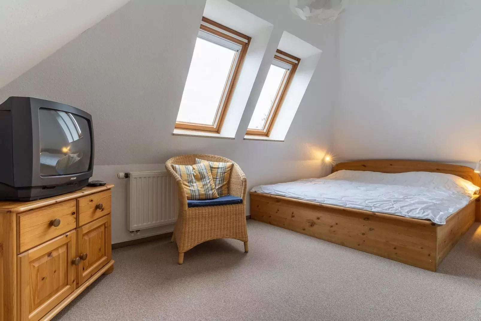 Haus Deichsfenne - Wohnung 3 / 3 Personen-Chambre
