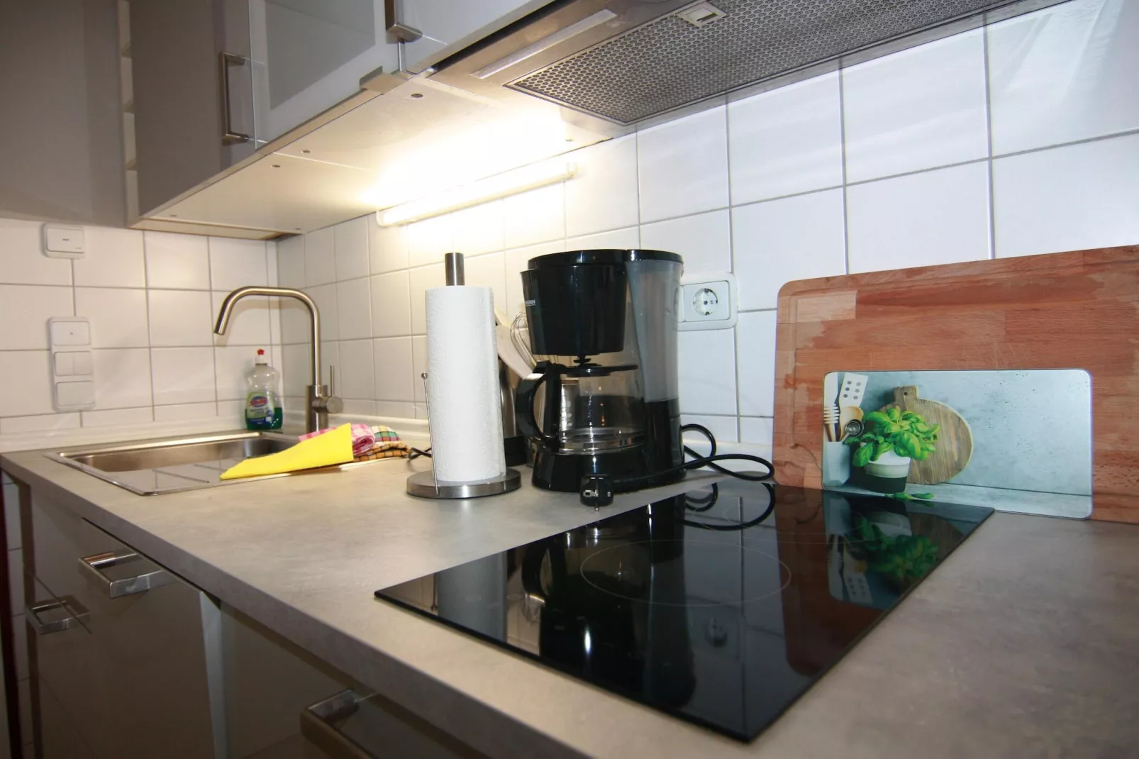 Ferienwohnung Kleiner Seestern Wiek-Wohnung 33-Kitchen