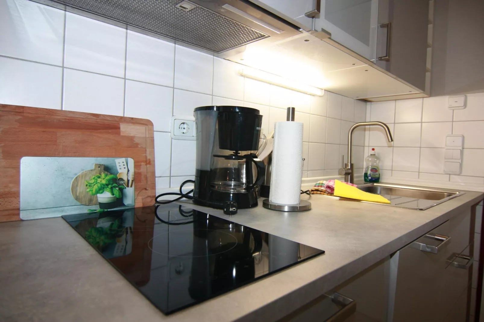 Ferienwohnung Kleiner Seestern Wiek-Wohnung 33-Kitchen