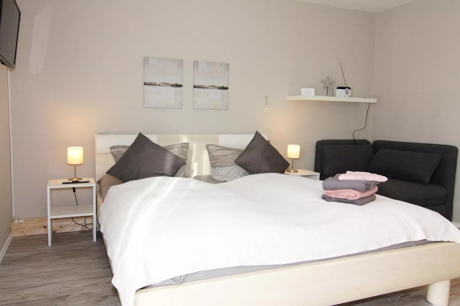 Ferienwohnung Kleiner Seestern Wiek-Wohnung 33-Bedroom