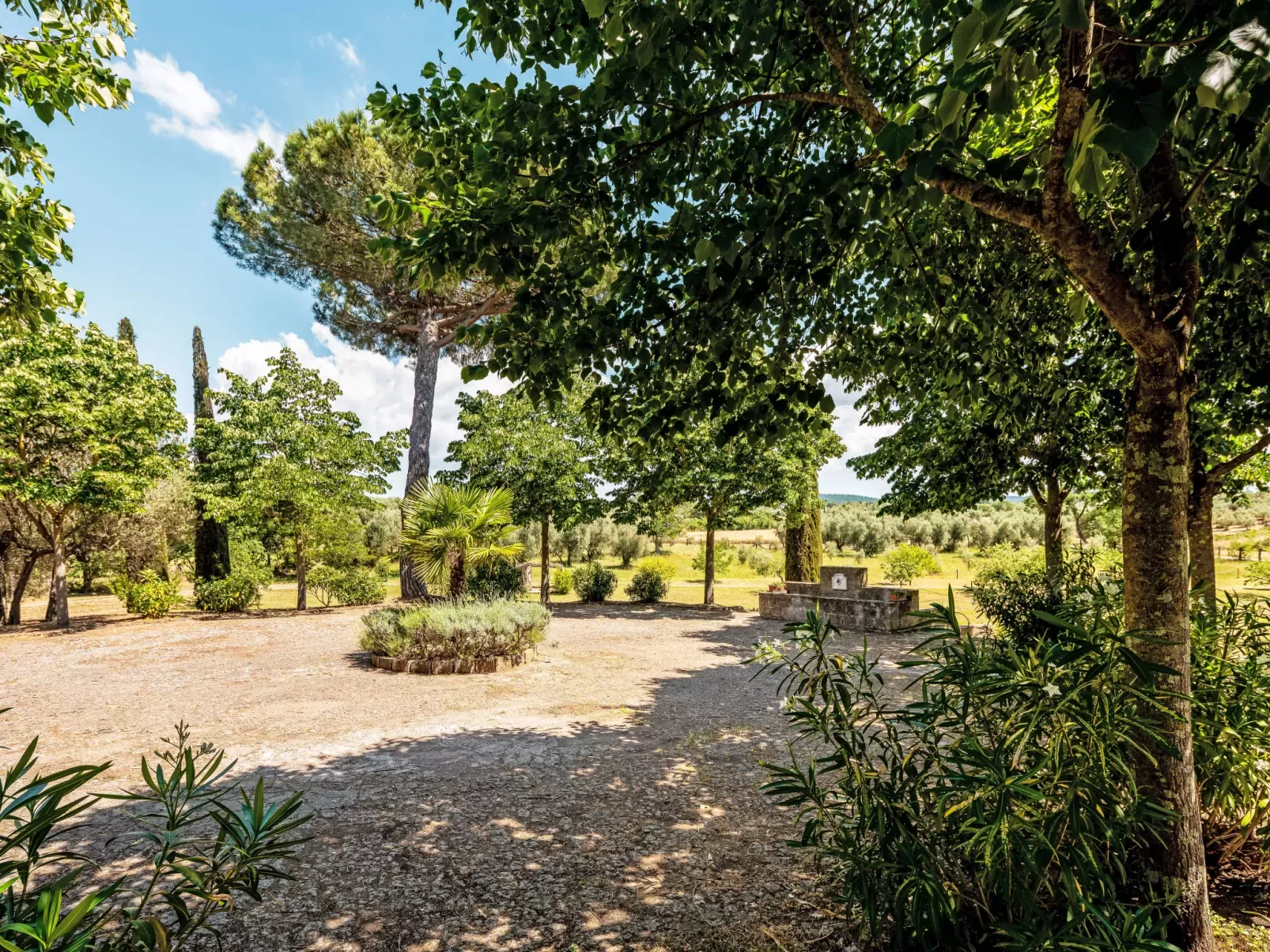 Casale Di Befania-Draußen