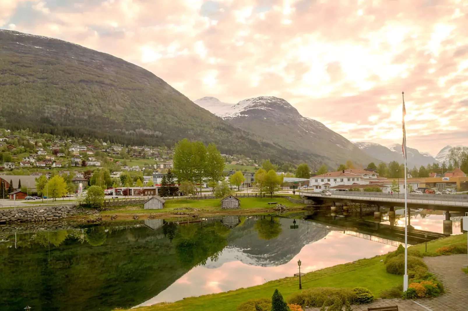 Maison de vacances pour 7 a STRYN-By Traum-Vue sur l'eau