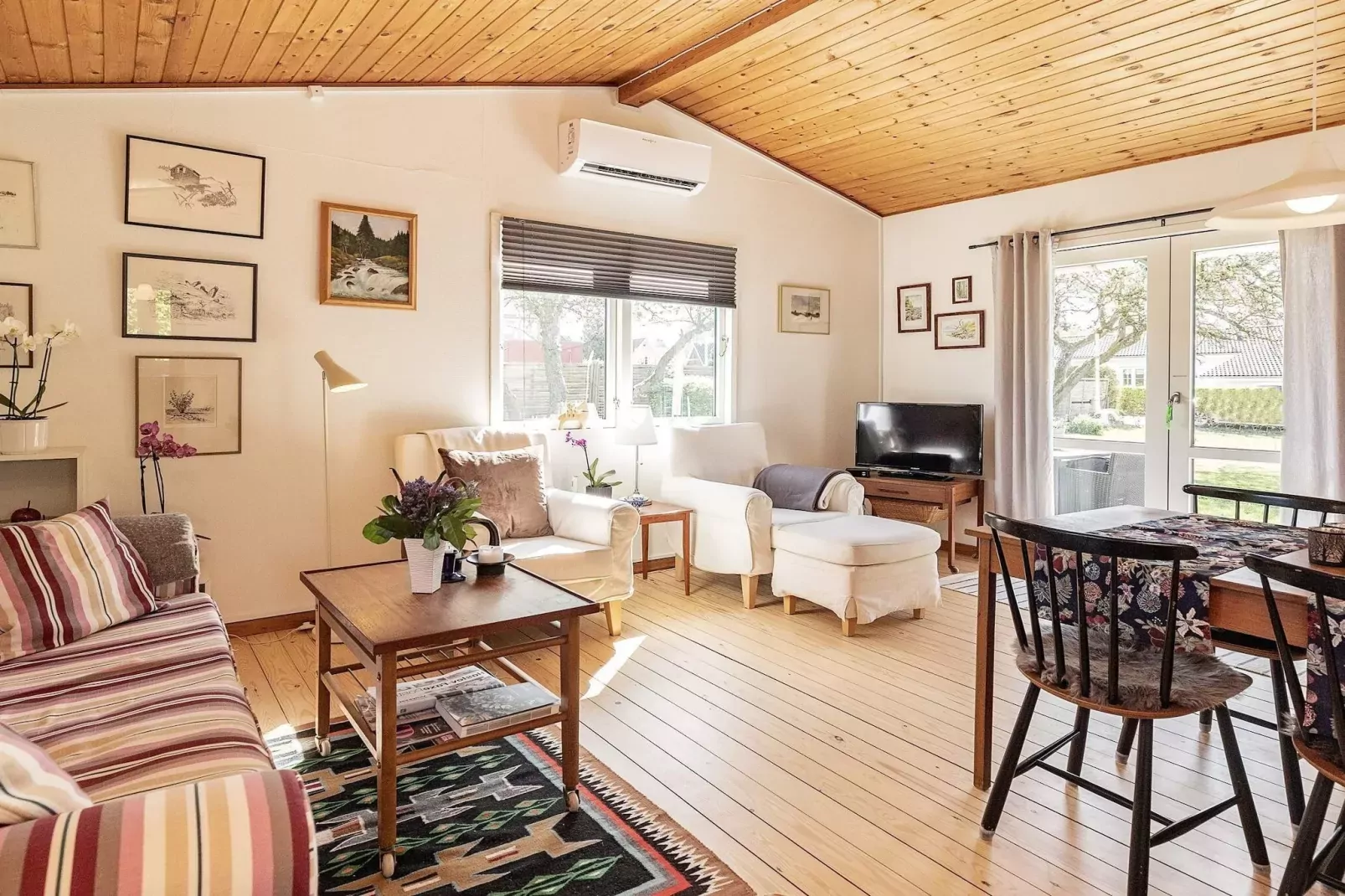 4 person holiday home in Faxe Ladeplads-By Traum-Indoor