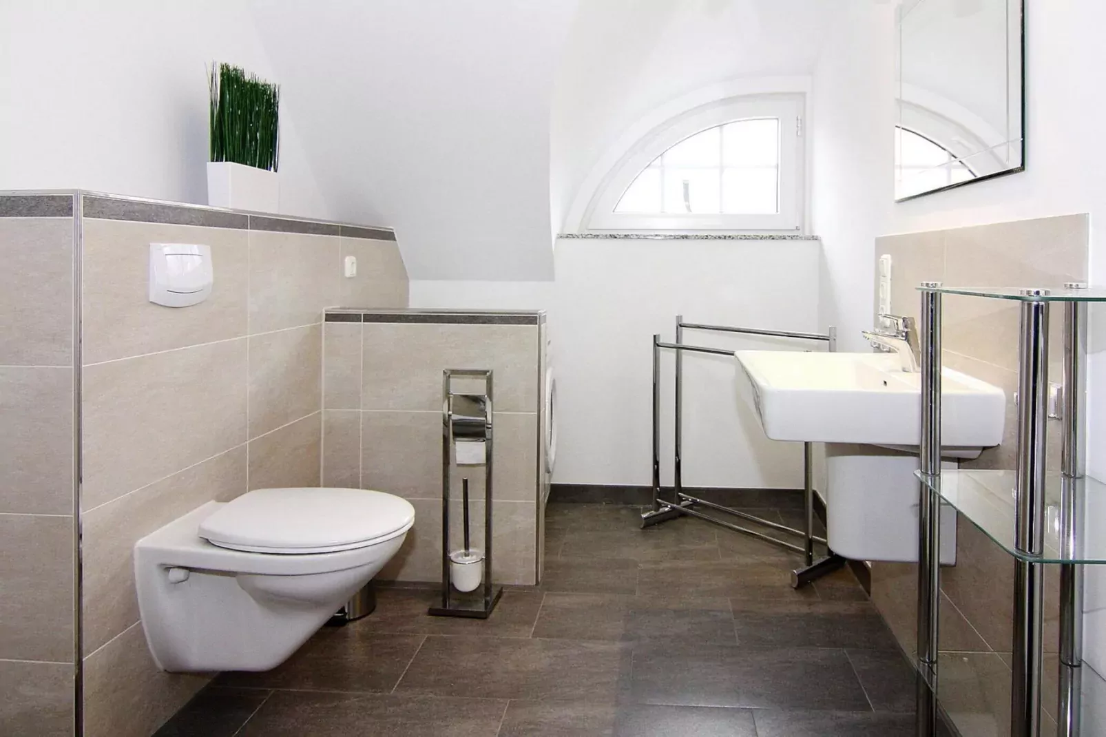 Ferienhaus Lotsenhaus Vieregge-Badezimmer