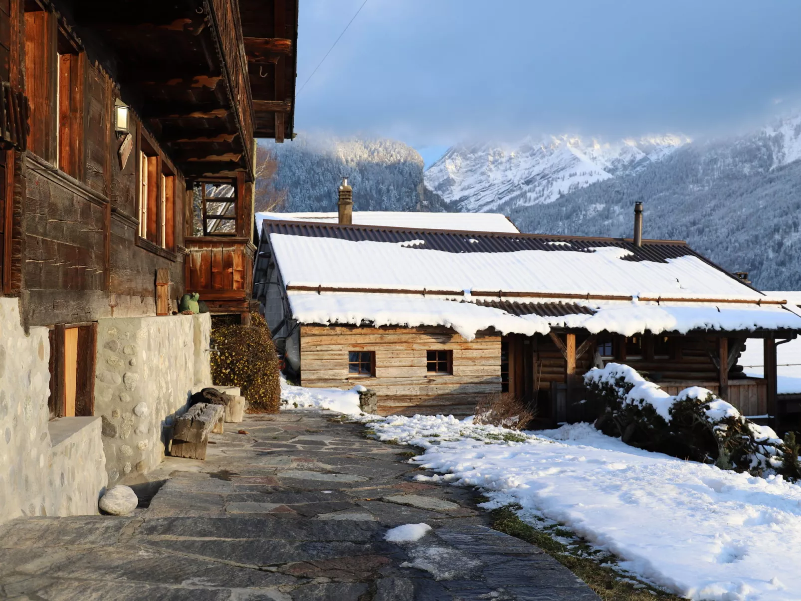 Chalet Pierre Fleur-Outside