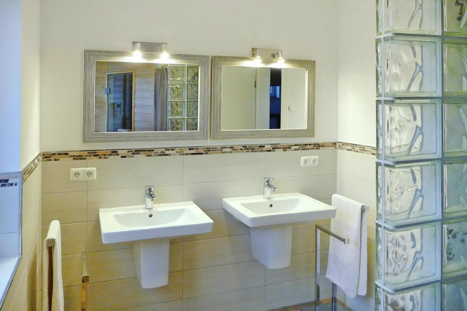Doppelhaus Westwind Vieregge-Bathroom
