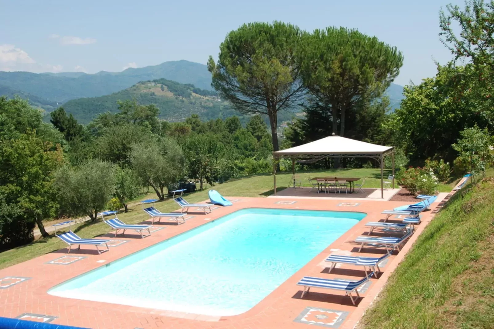 Perugino - Bilo 4 Montefalco-Gebiete Sommer 1 km