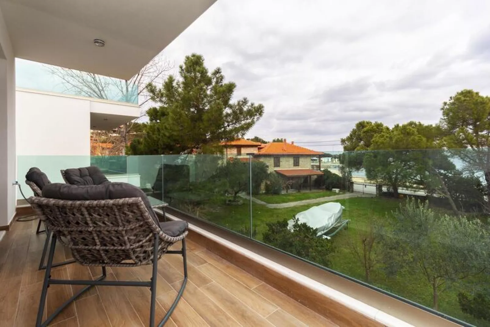 Acrotel Porto Brava Luxury Villas Ormos Panagias 4 bedroom villa 2 - 8 pax-Terrasse