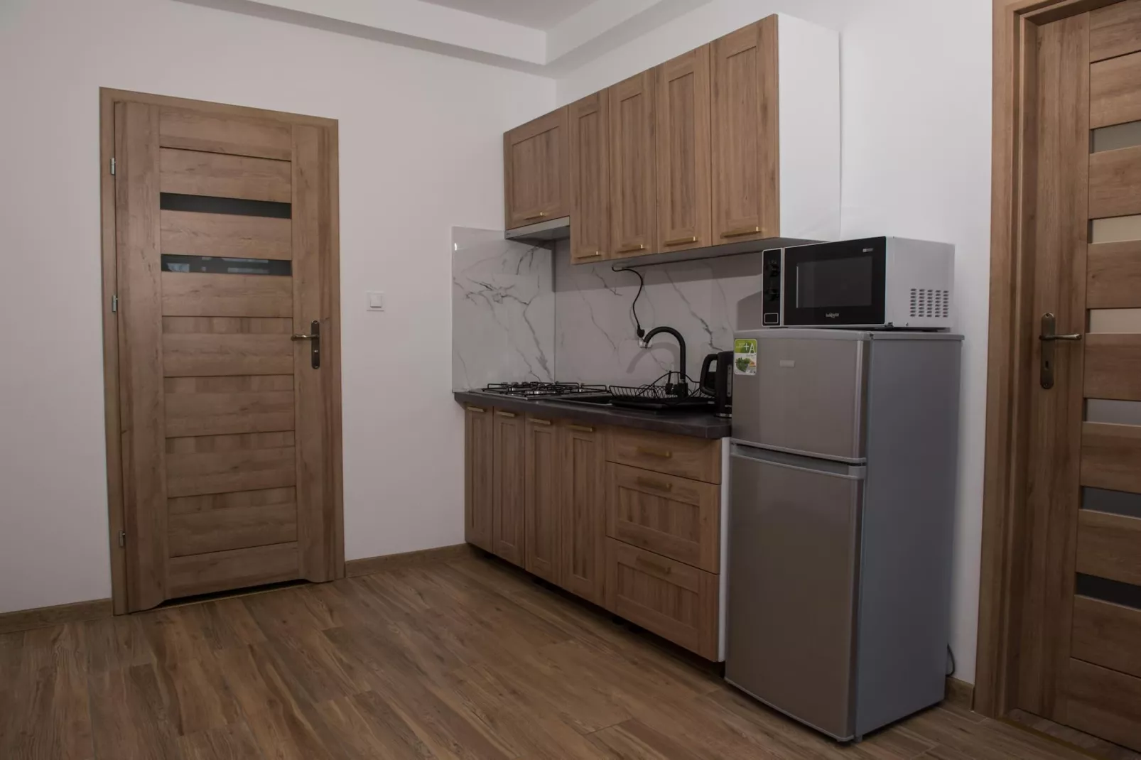 Apartament 4-osobowy parter Jarosławiec-Kitchen