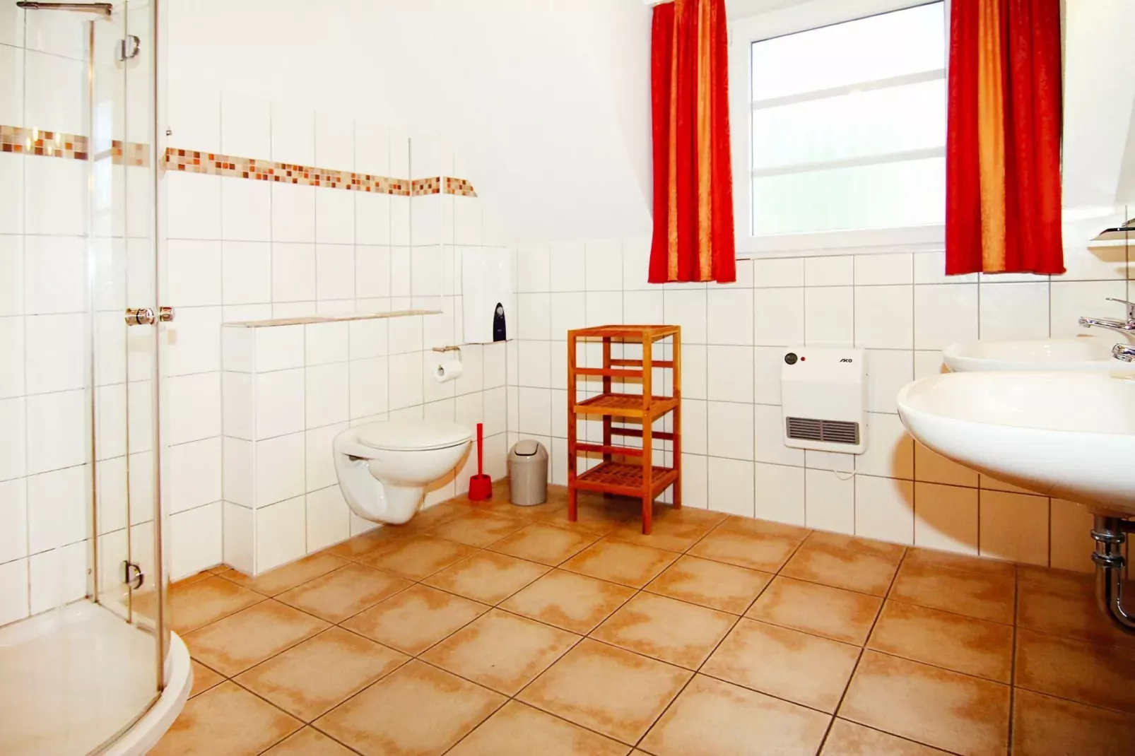 Dünenwaldhaus links Typ 1-Bathroom