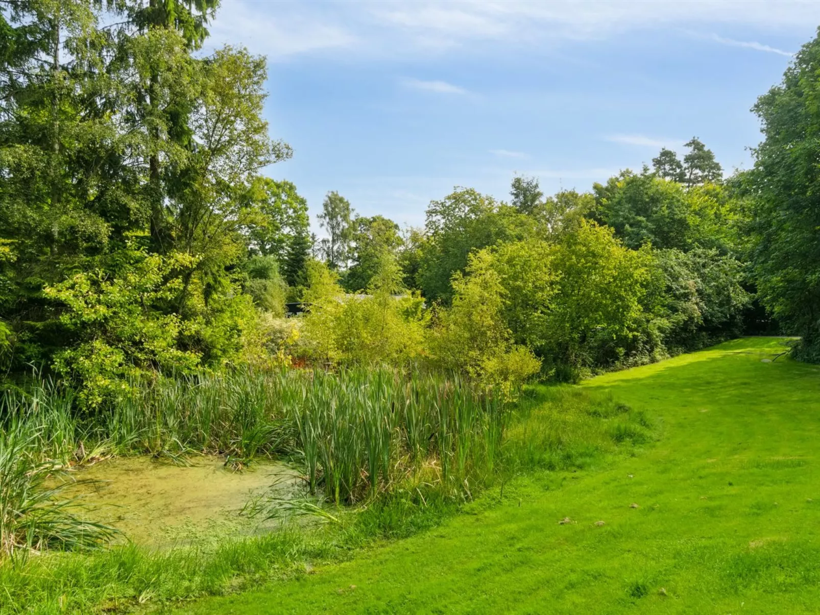 "Vesa" - 2.4km from the sea-Draußen