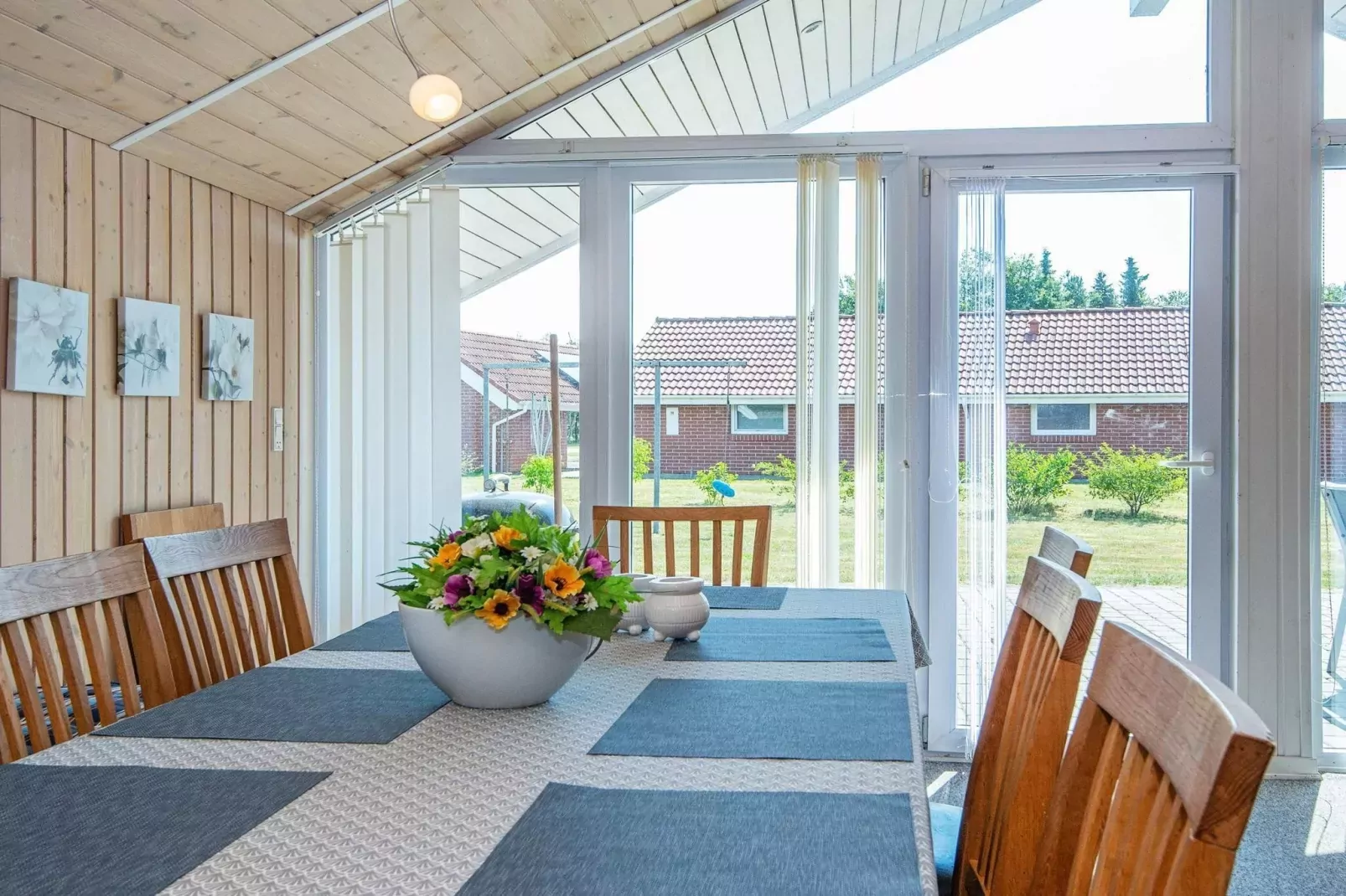 8 person holiday home in Oksbøl-By Traum-Indoor