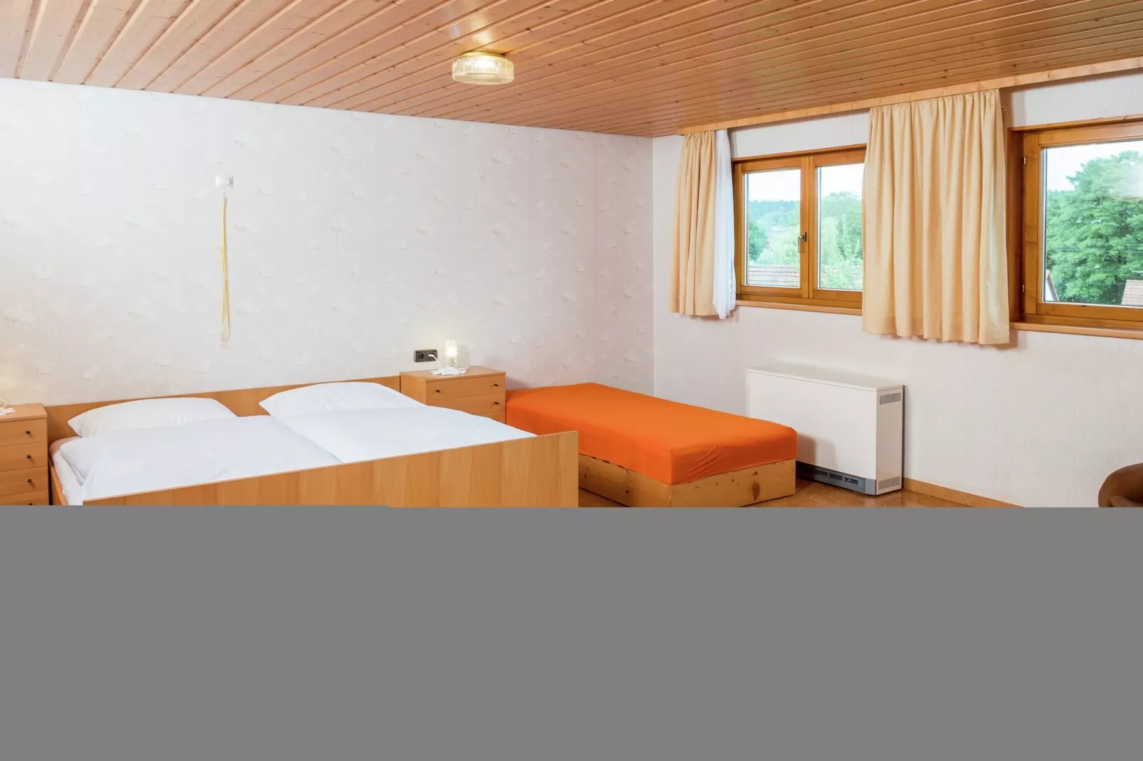 Marianne-Bedroom