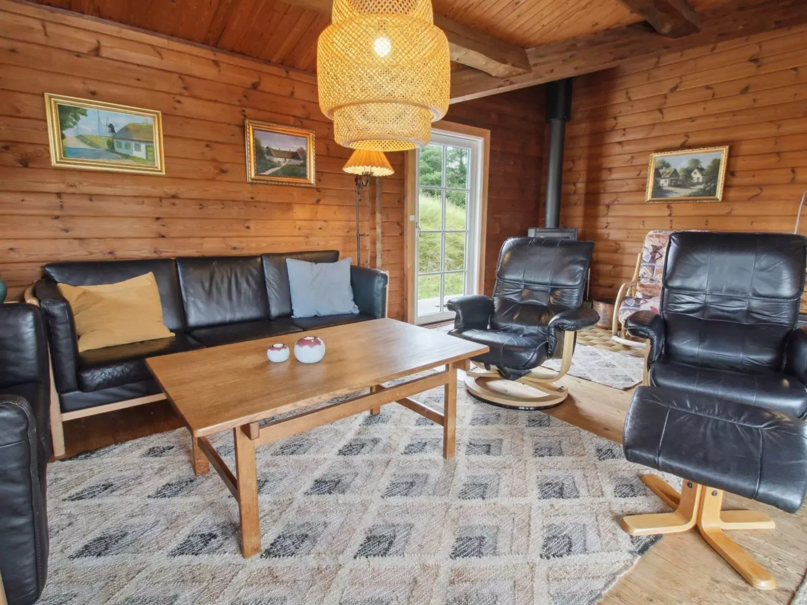 "Venild" - 1.9km from the sea-Drinnen