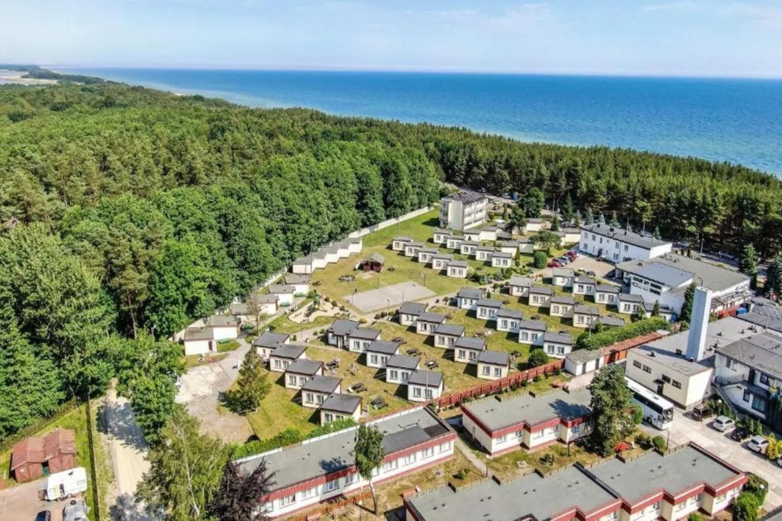 Domki wakacyjne JAROSZOWIEC domki 1-pokojowe Łazy-Exterior summer