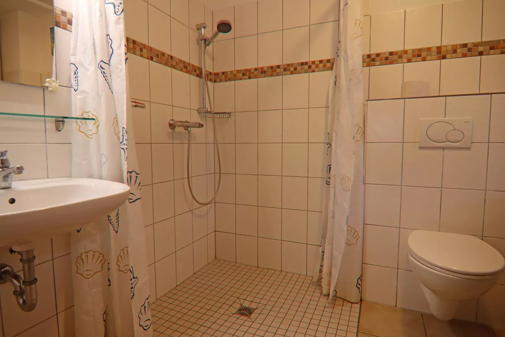 Dünenwaldhaus links Typ 1-Bathroom