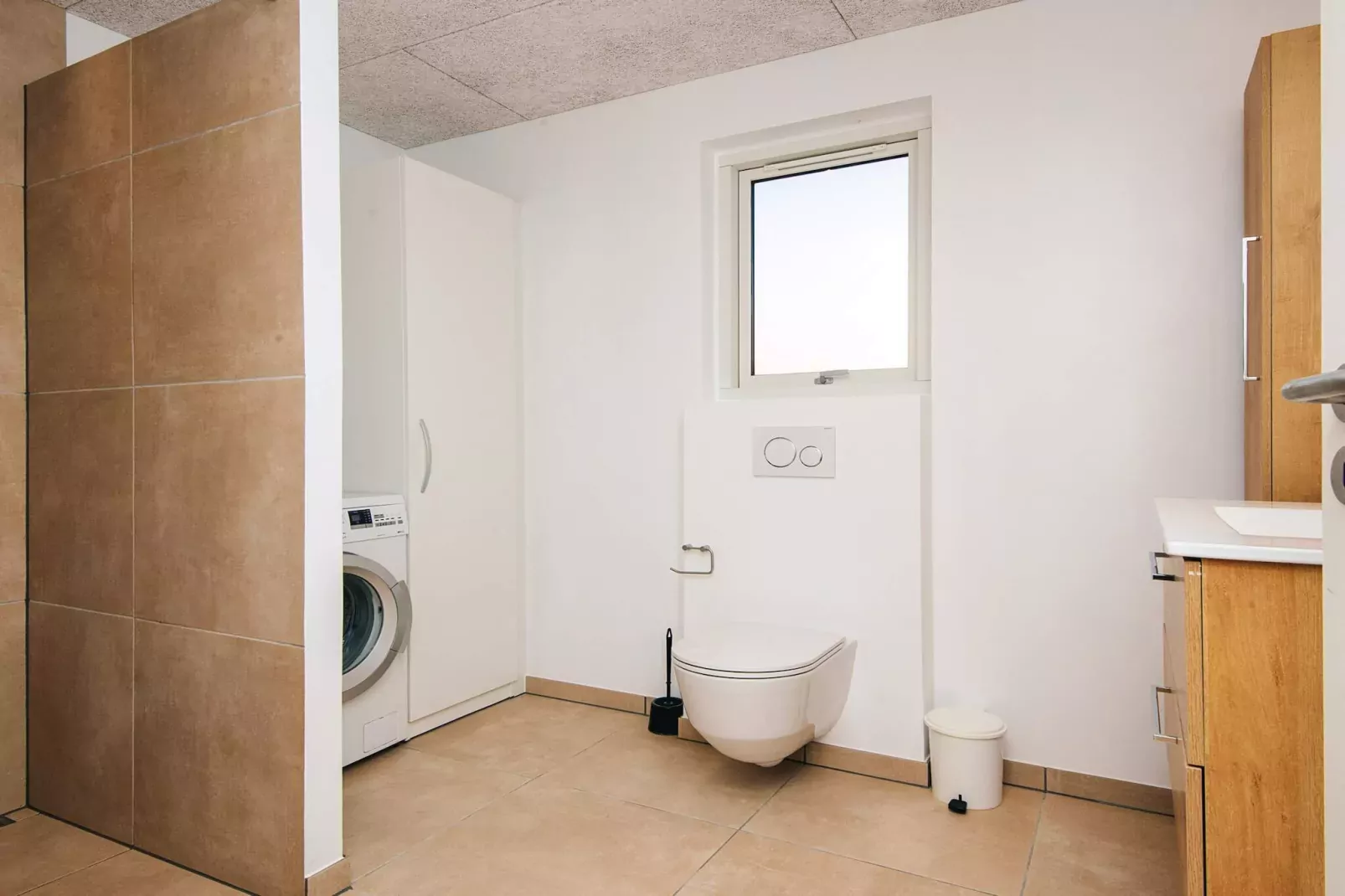 Holiday home in Glesborg with terrace-Indoor