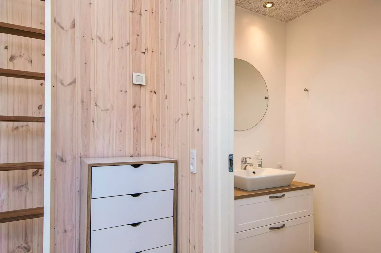 Holiday home in Glesborg with terrace-Indoor
