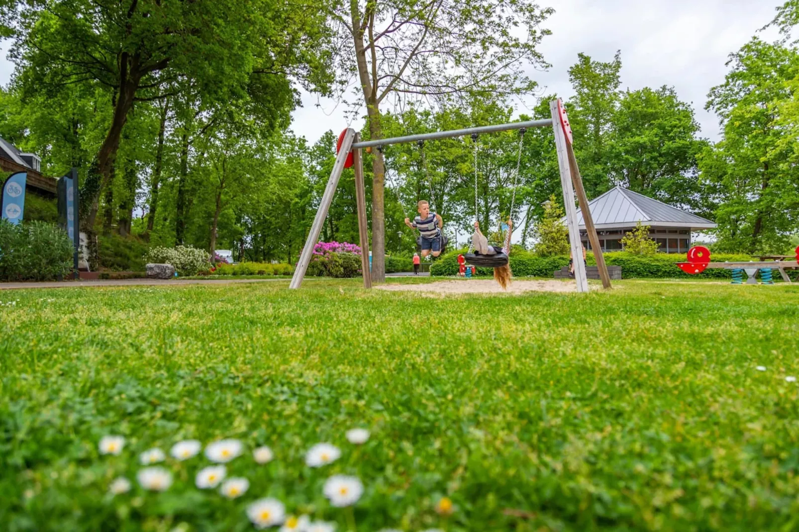 Resort Maasduinen 14