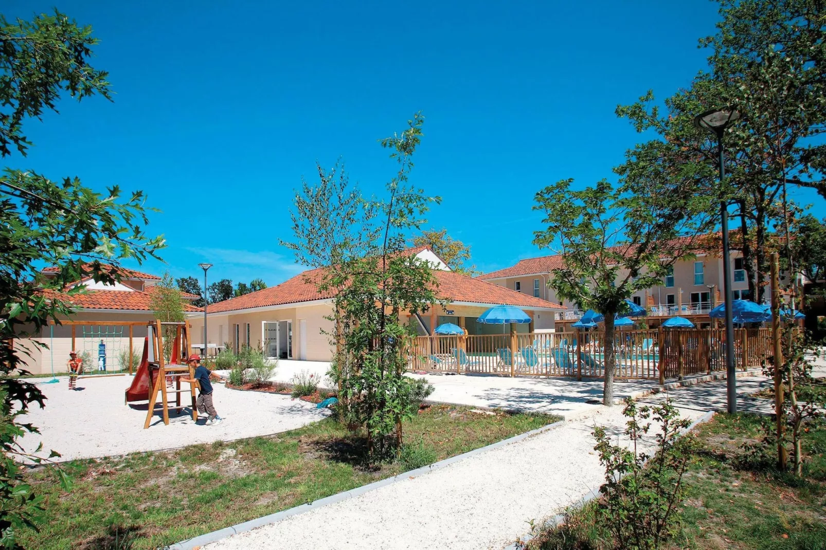 Résidence Le Petit Pont 4-Exterior summer