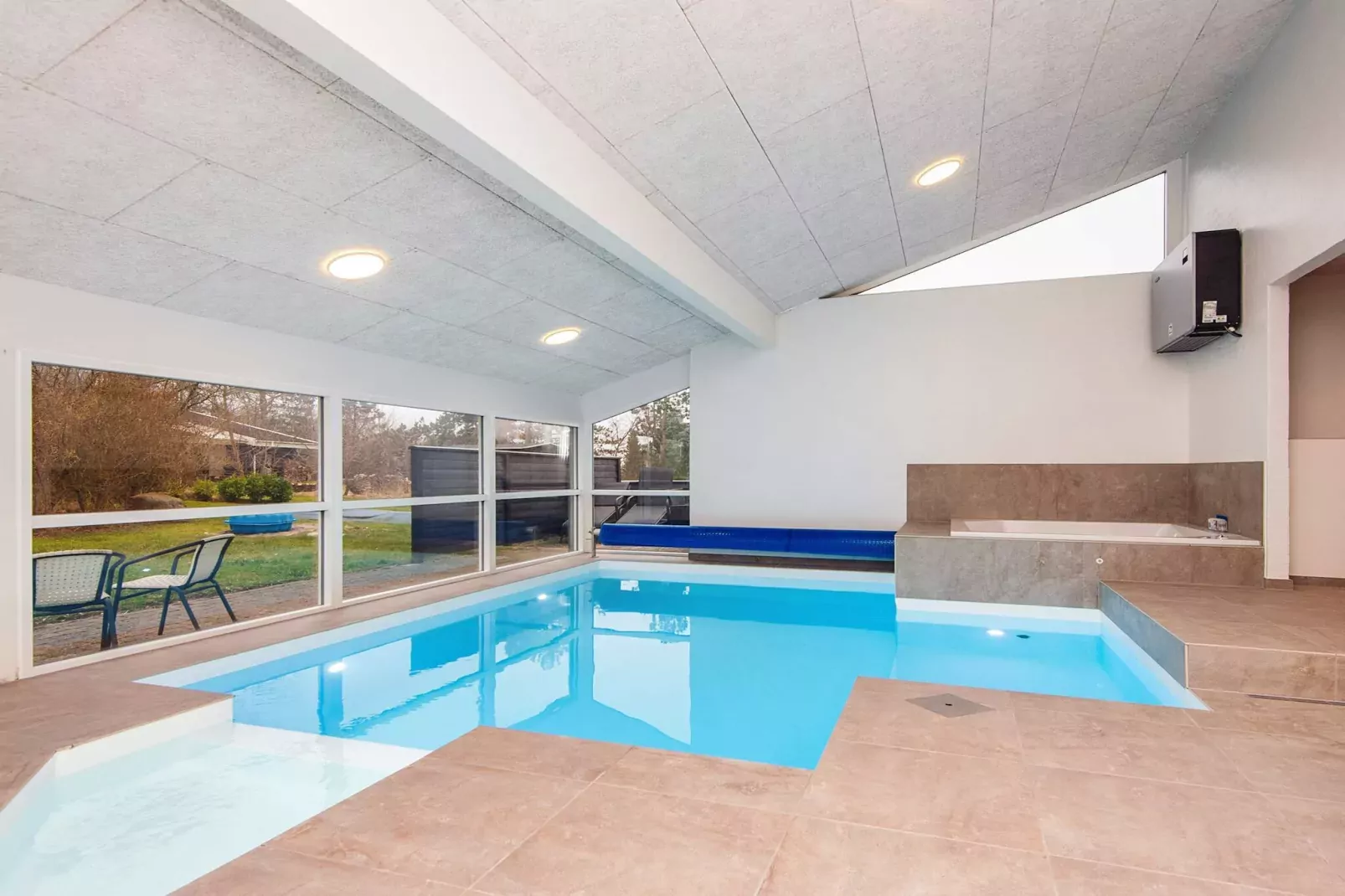 12 Personen Ferienhaus in Ebeltoft-By Traum-Schwimmbad