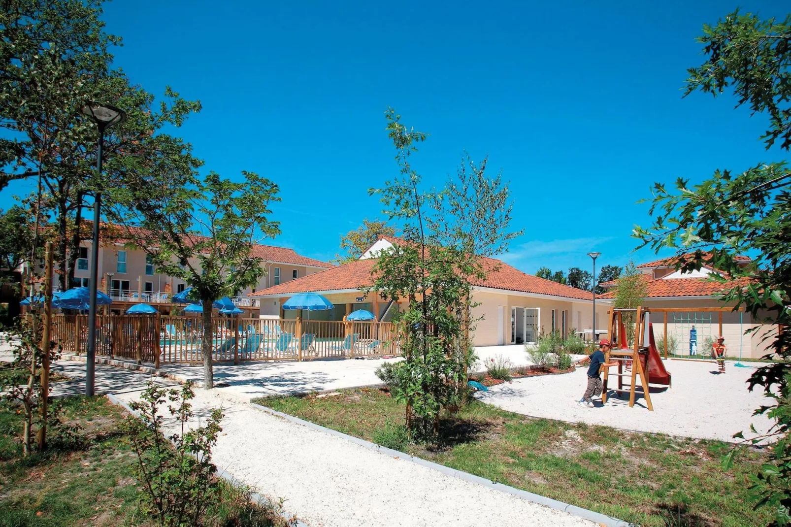 Résidence Le Petit Pont 4-Exterior summer