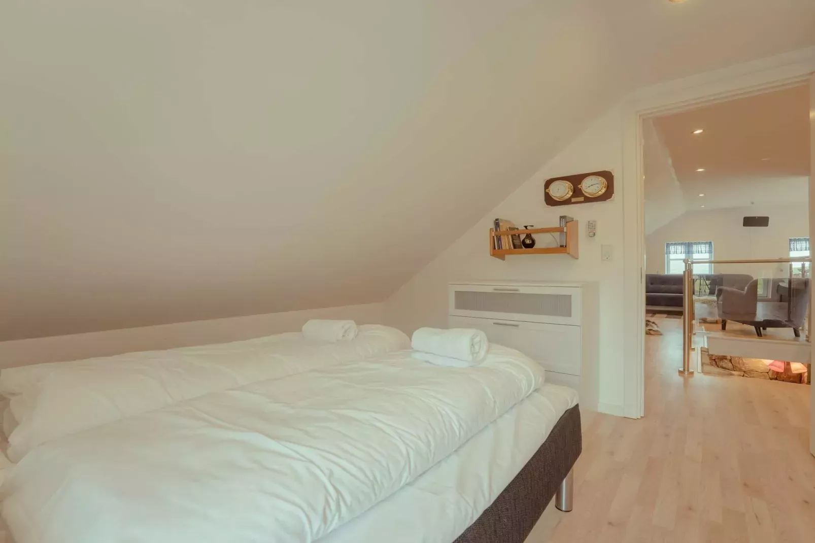 Luxury Retreat in Sandavagur - By Traum Ferienwohnungen-Indoor