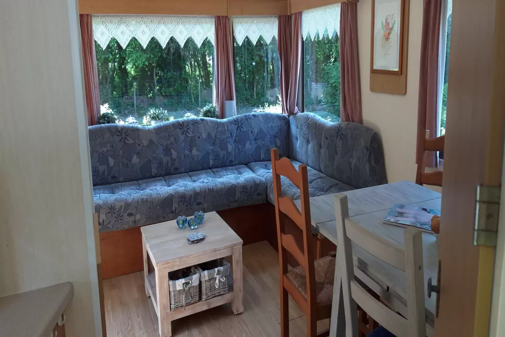 Mobil-home Grenterie-Living room