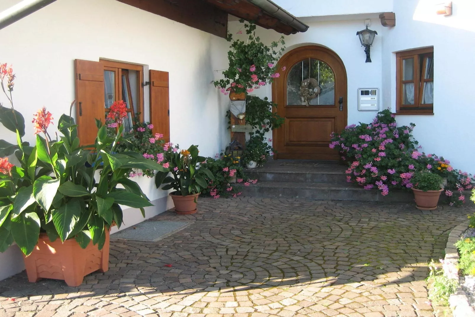 Im Pfaffenwinkel-Gardens summer