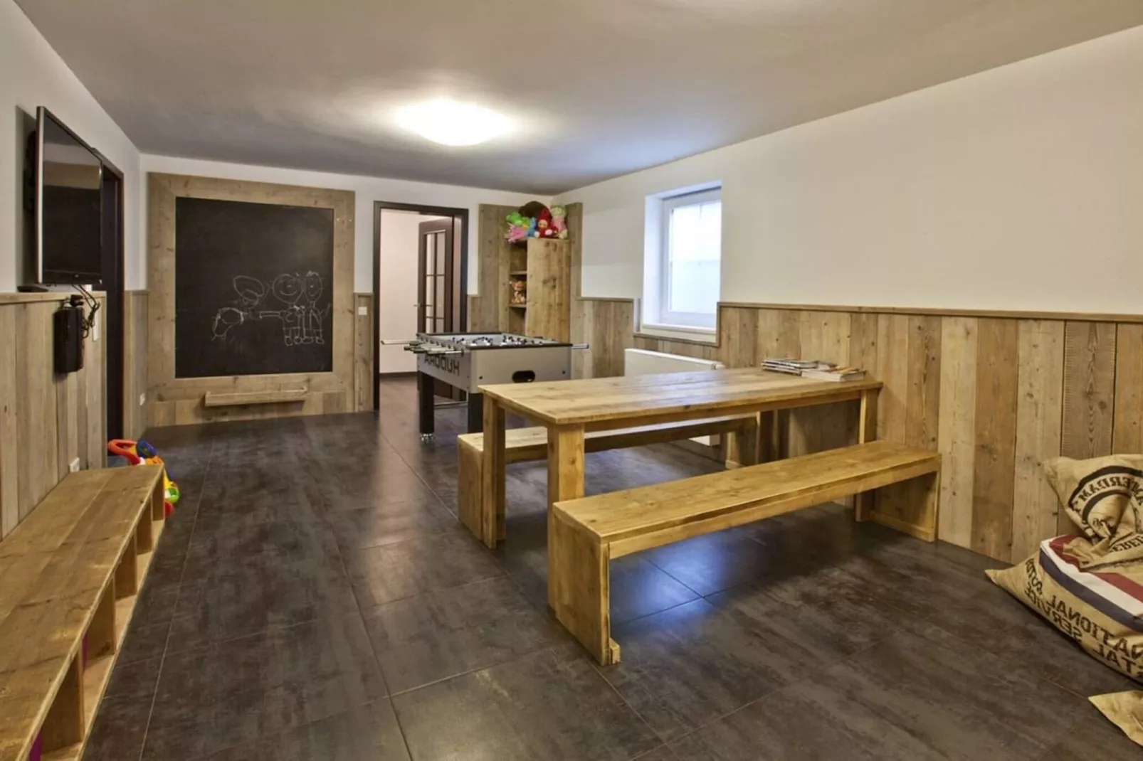 Kristall Apartment D-Dining room