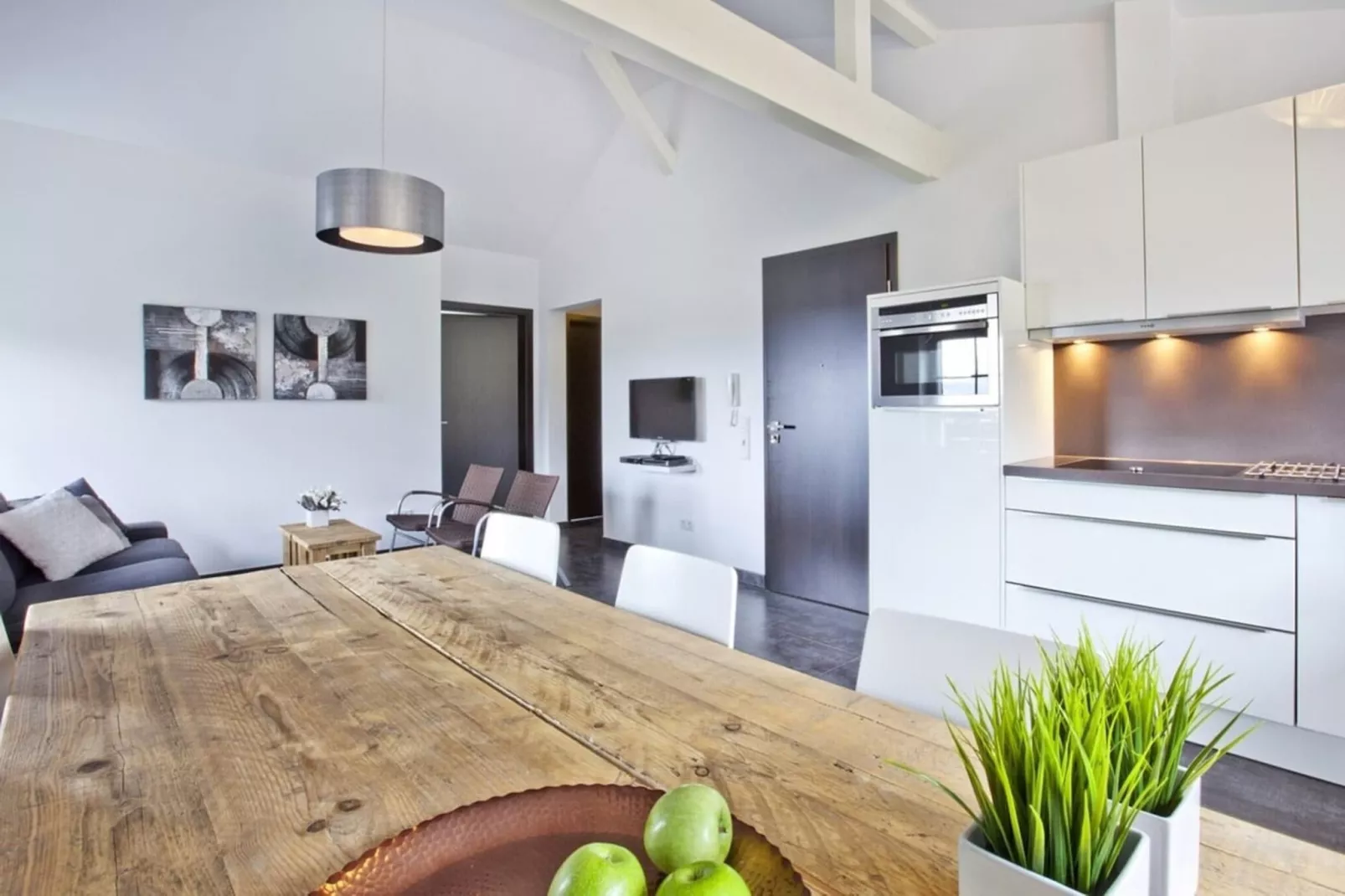 Kristall Apartment D-Dining room