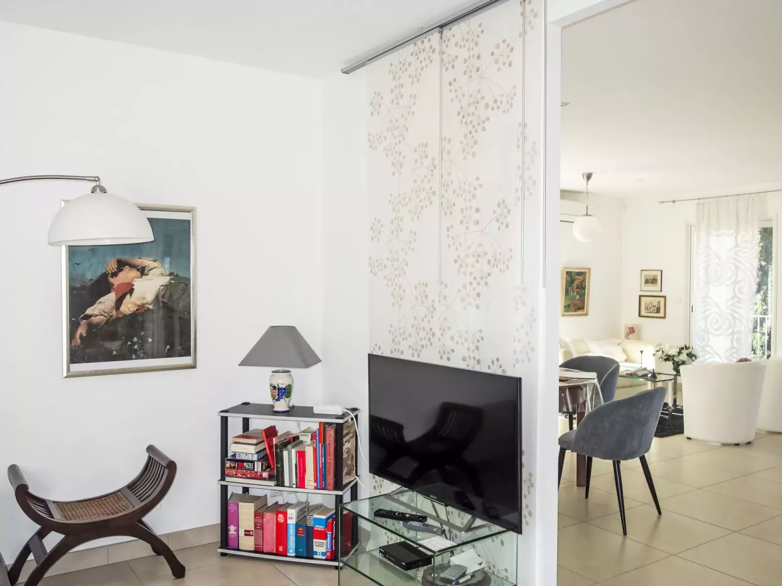 Villa Montes-Inside