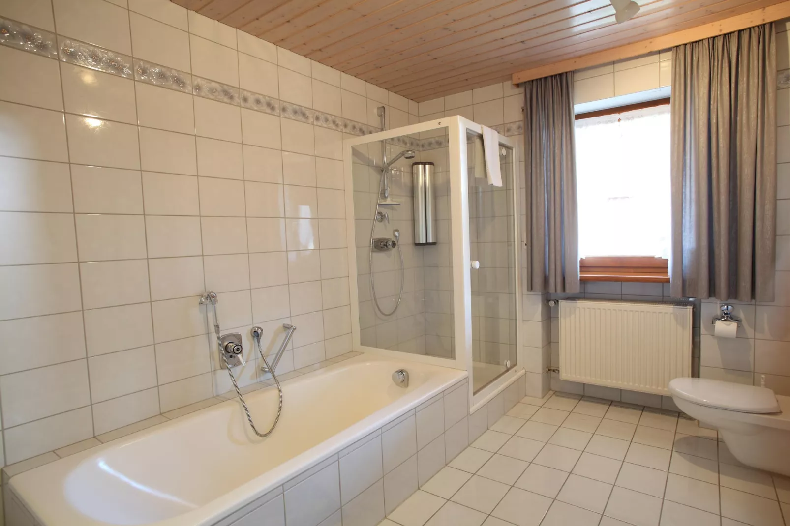 Poesie-Bathroom