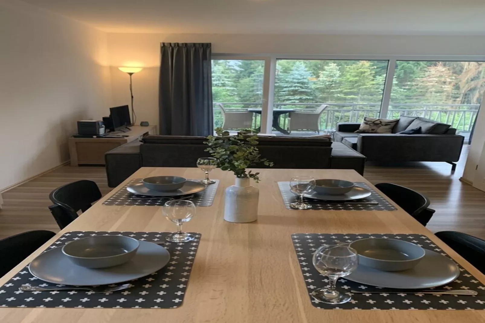 Apartment Rothaarsteig-Dining room