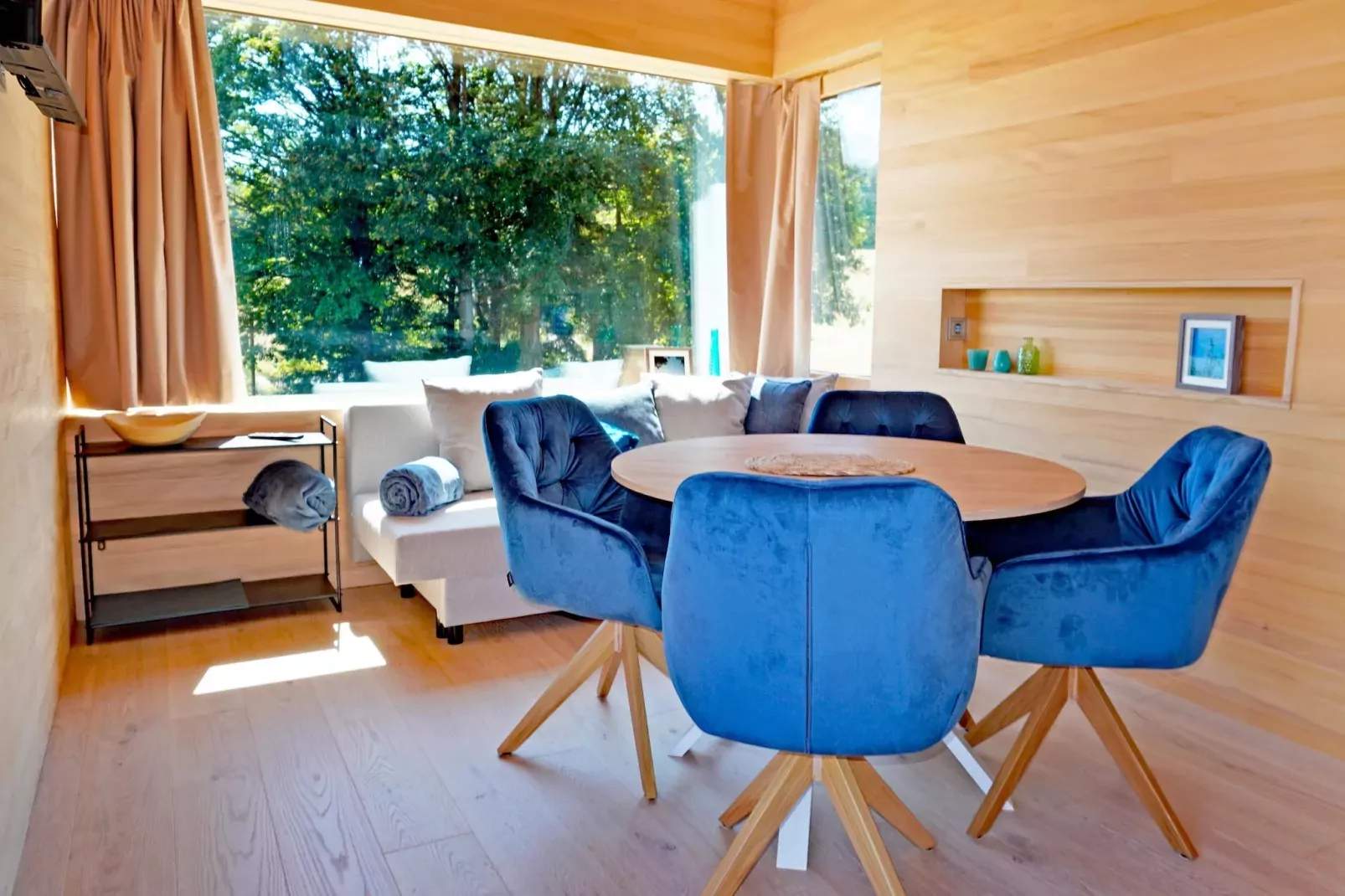 Haus Wasser-Dining room