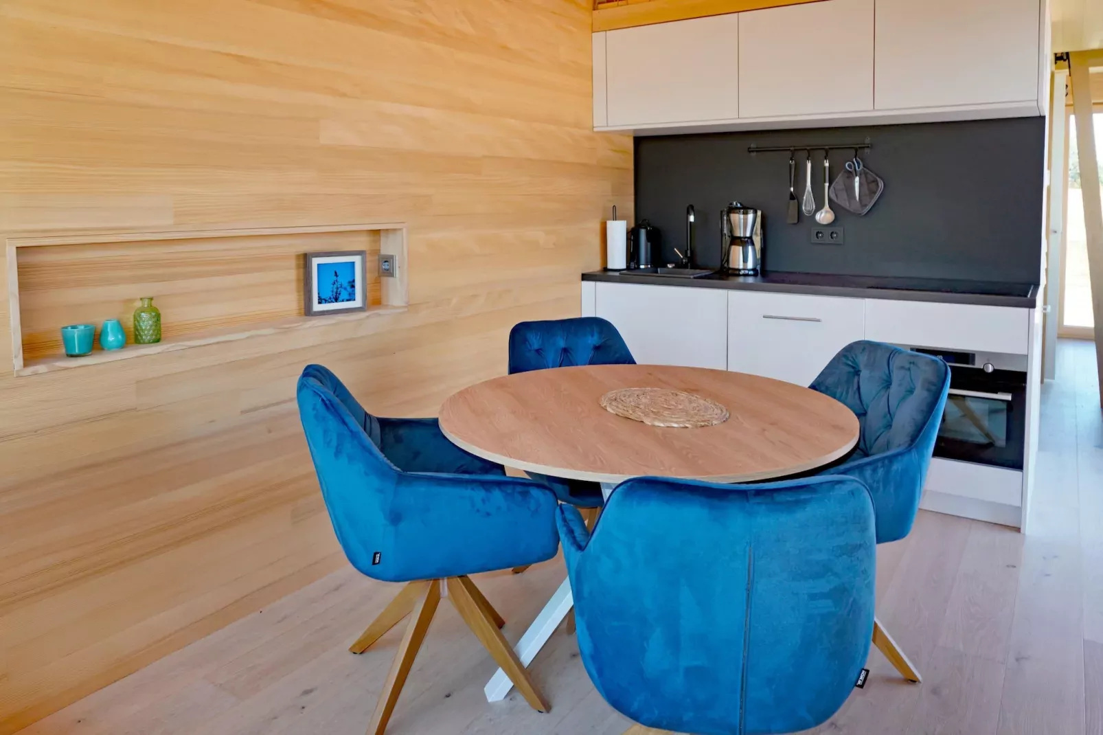 Haus Wasser-Dining room