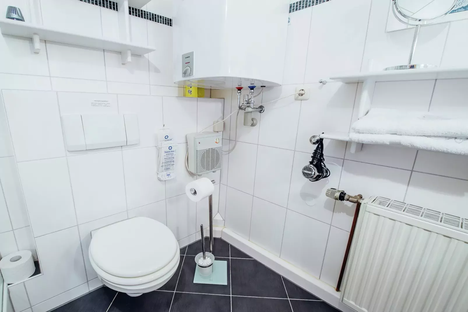 Fränkische Schweiz-Bathroom