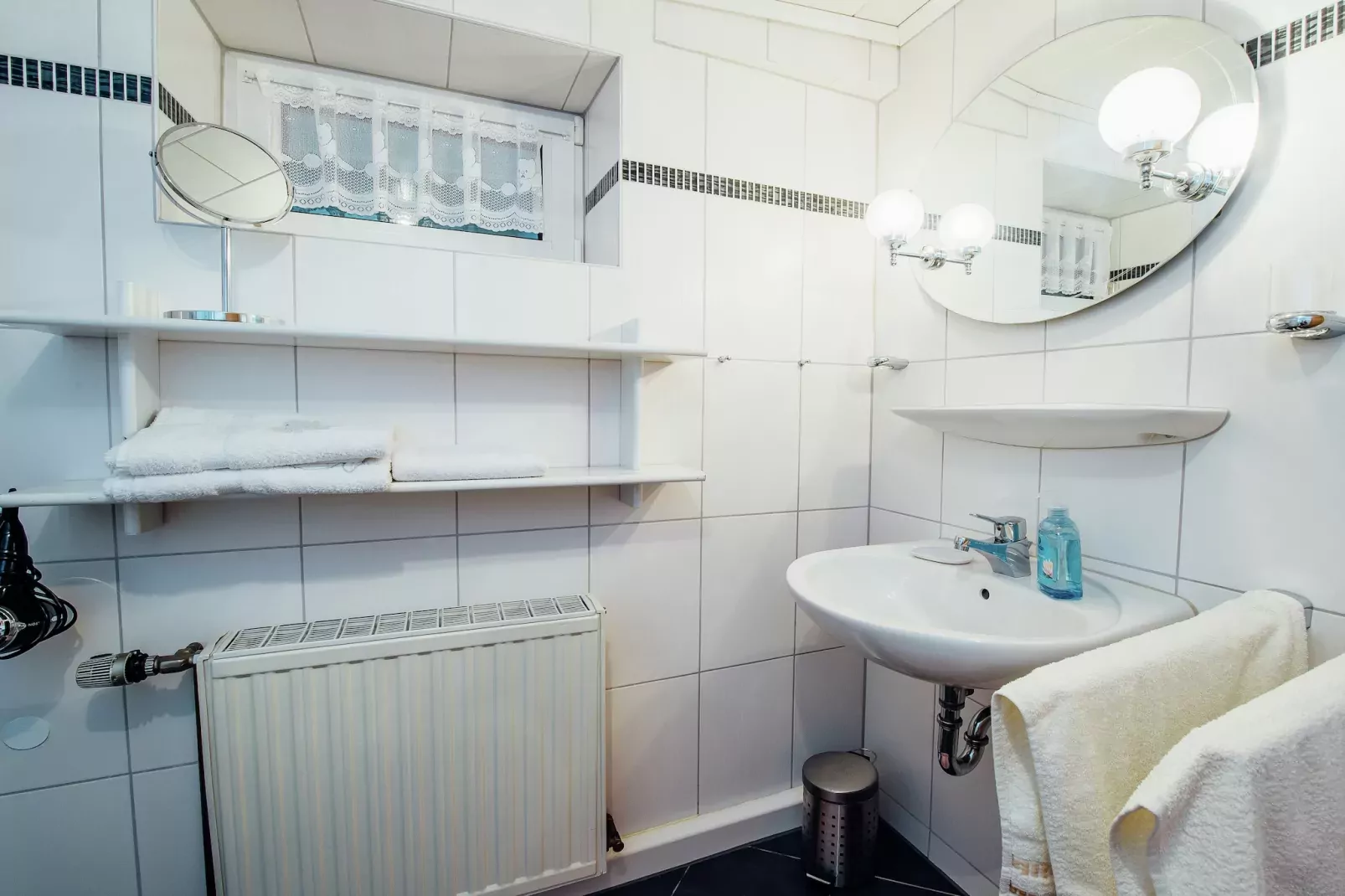 Fränkische Schweiz-Bathroom