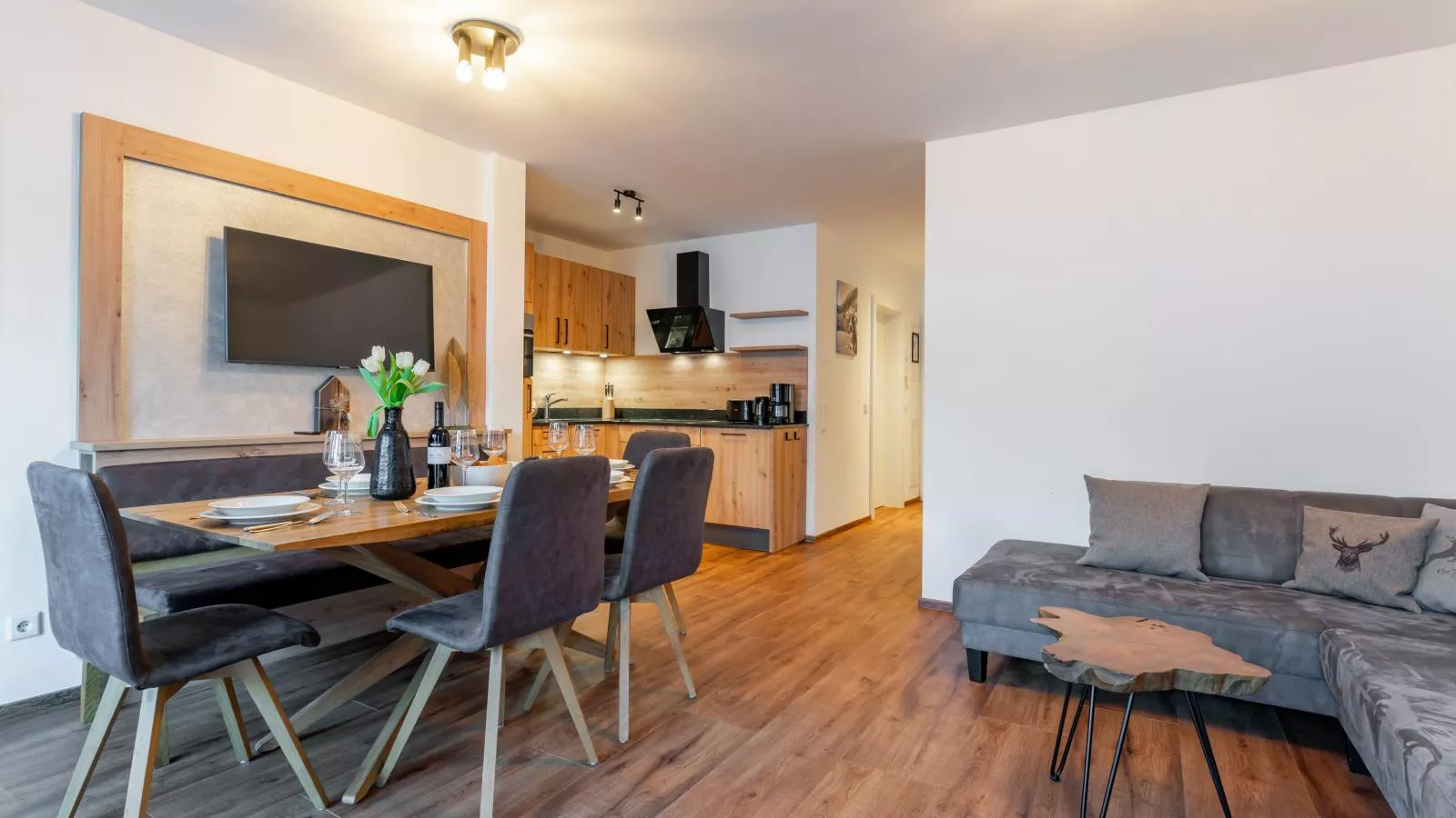 Falken Suites TOP 3-Living room