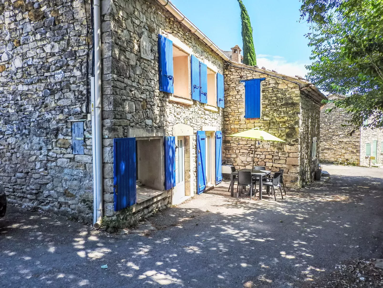 Maison de Village Serena-Draußen