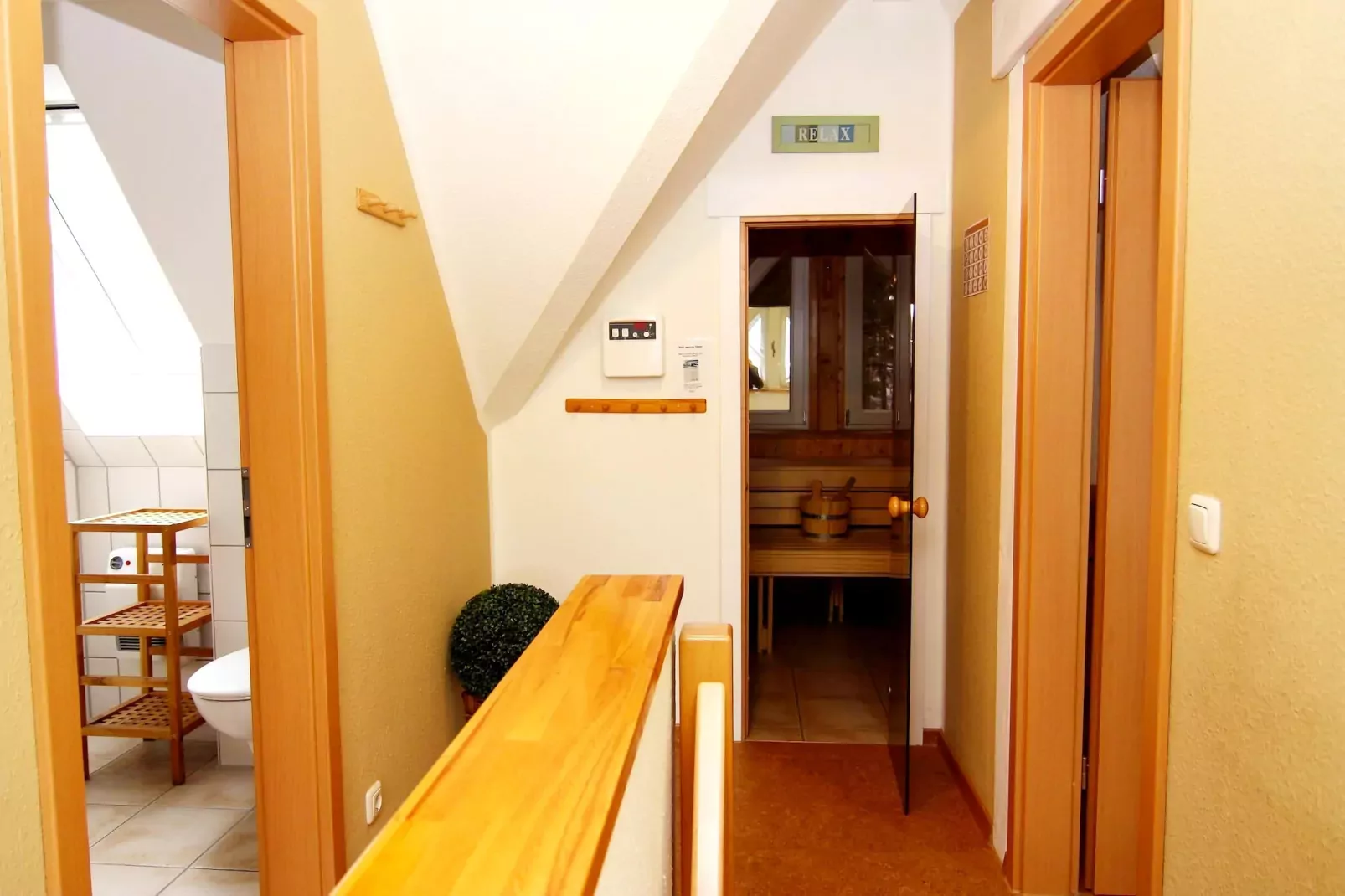 Dünenwaldhaus Mitte-Flur