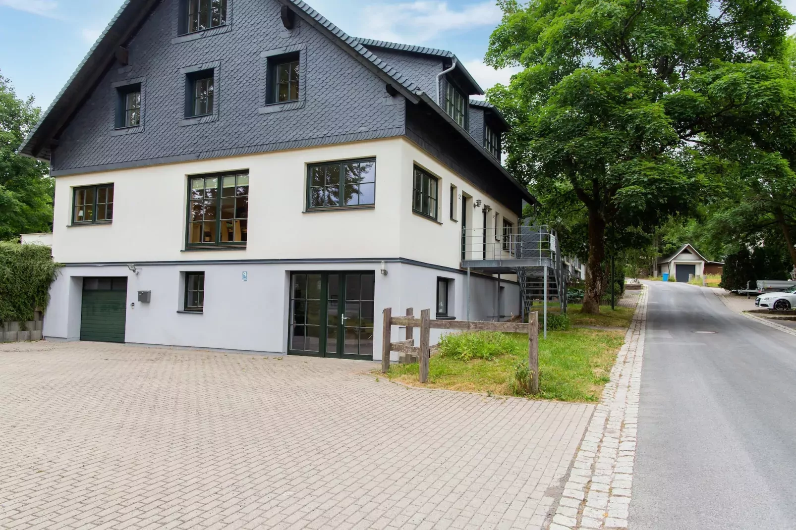 Blessberg-Außenbereich Sommer