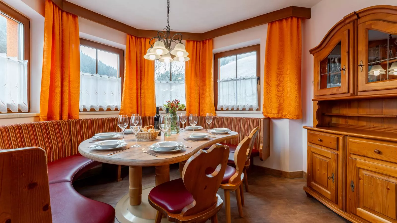 Chalet Vorderjausern-Dining room