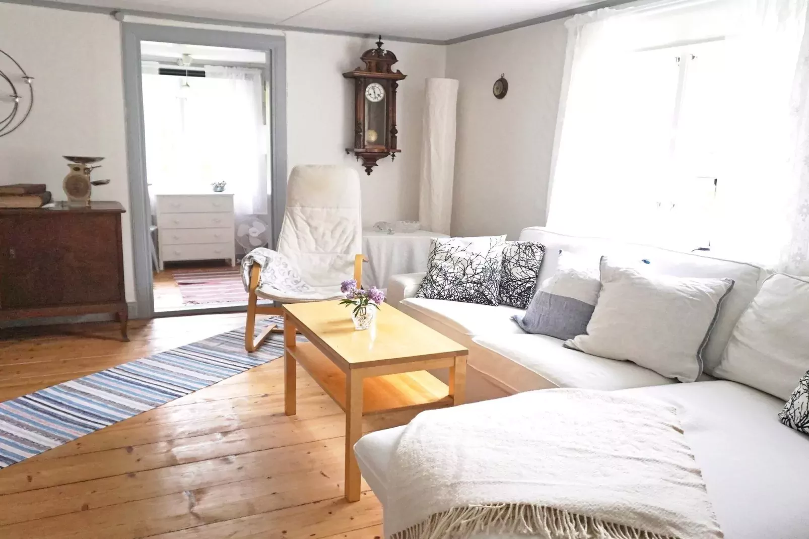 6 Personen Ferienhaus in HALLABRO-By Traum-Innenbereich