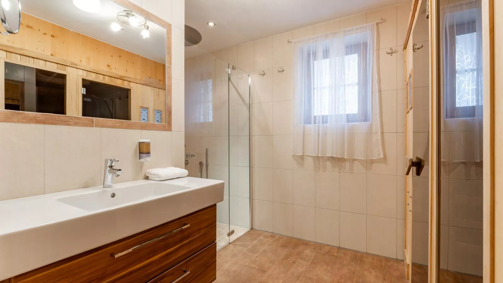 Chalet Vorderjausern-Bathroom
