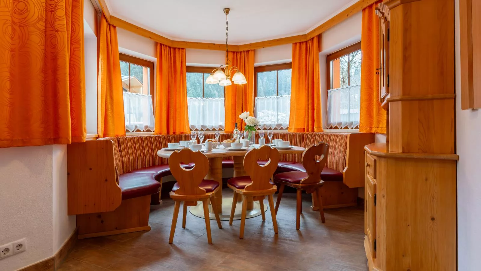 Zirmblick-Dining room