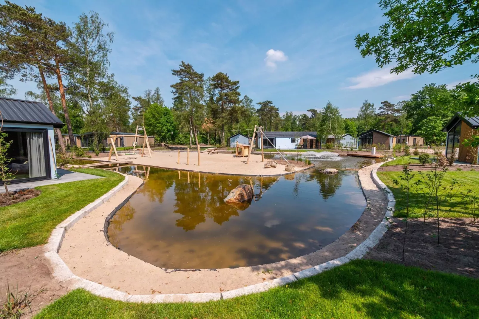 Resort Hooge Veluwe 3-Areas summer 1km
