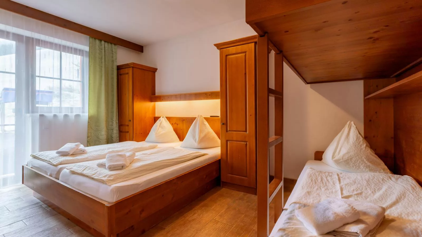 Löhnersbach-Bedroom